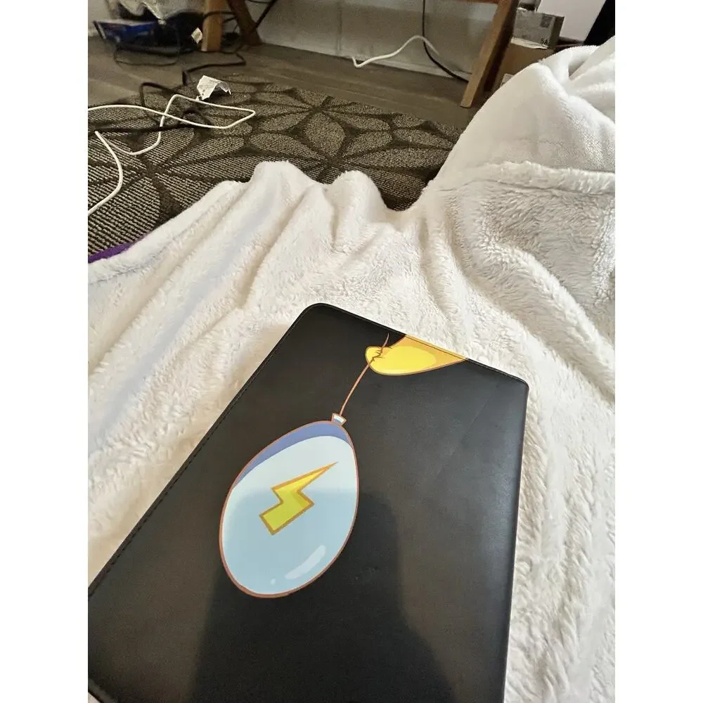 Pokemon Binder Pikachu Tail Electric